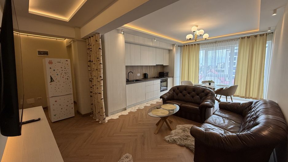 Apartament spațios și luminos cu 3 Camere I Rădăuți - Poză 2