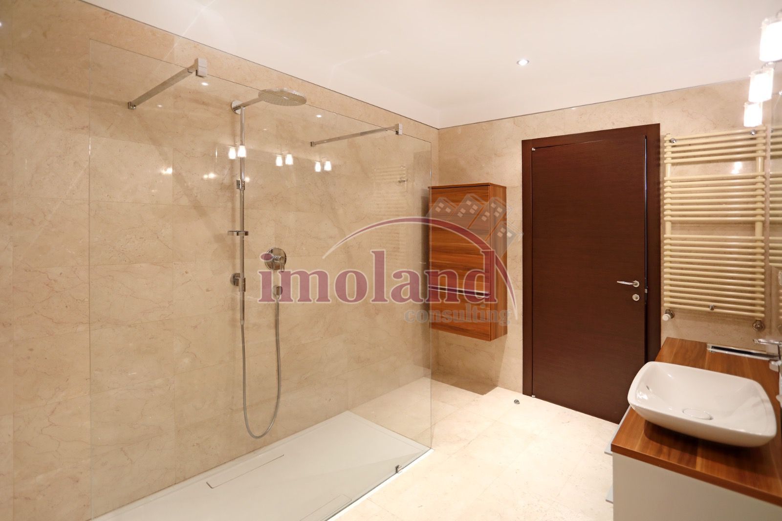 Inchiriere - apartament 3 camere + terasa - parter inalt - Primaverii - Poză 5