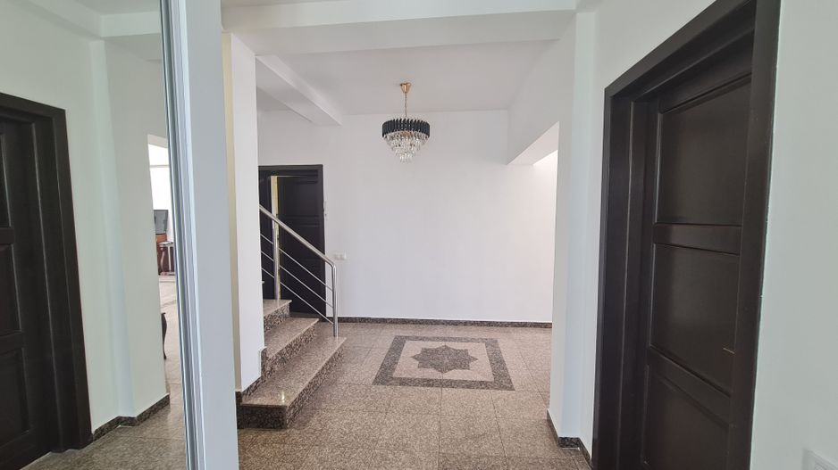 Casa individuala | semi-mobilata | 6 camere | Iancu Nicolae - Poză 29