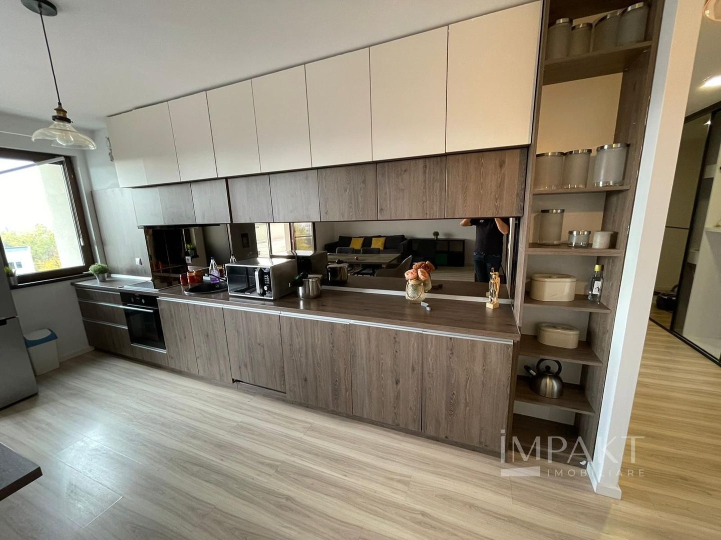 Apartament exclusivist 3 camere, 228,83 mp (88 mp utili + terasă 141mp - Poză 4