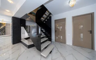 Sacele-Casa 6 dormitoare + 4 bai teren 979 mp. - Poză 13