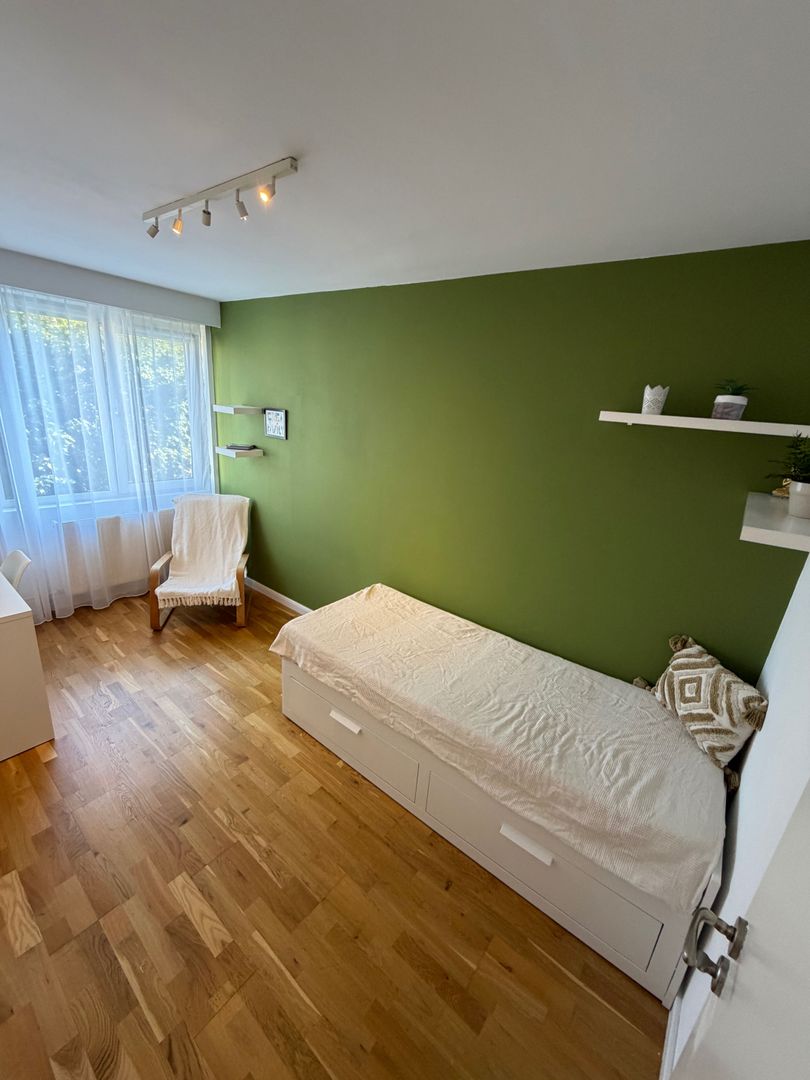 Medicina | 3  Camere  | Amenajat Modern - Poză 3