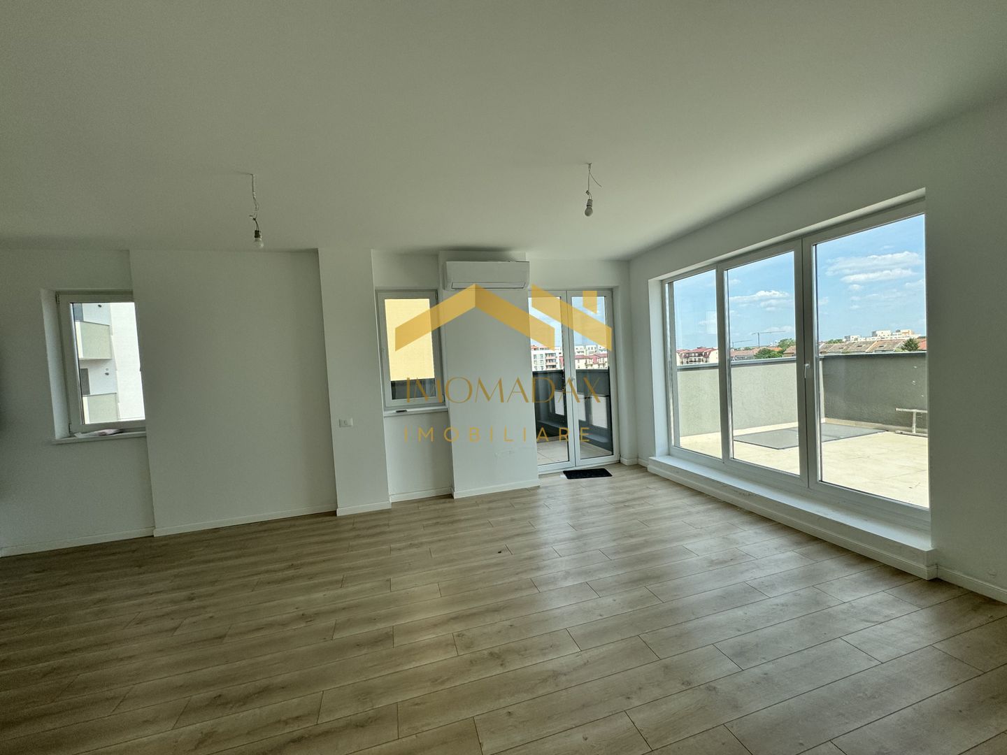 Penthouse Aradului-3 Camere-Centrala Proprie - Poză 6