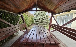 De vanzare Pensiune Eforie Nord la doi pasi de mare - Poză 6