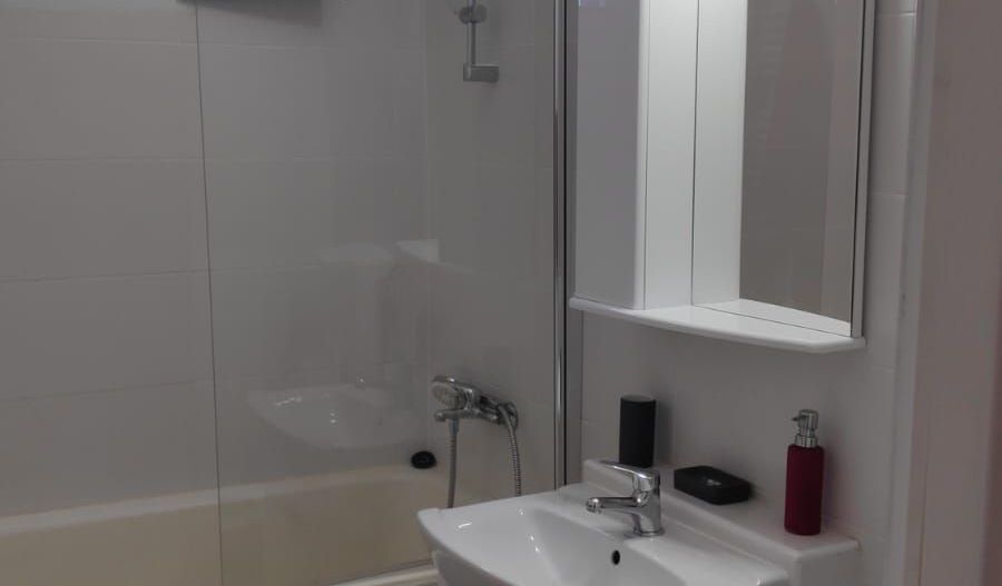 Garii - Daragalina | 2 Camere | Bloc Izolat | Mobilat si Utilat. - Poză 5