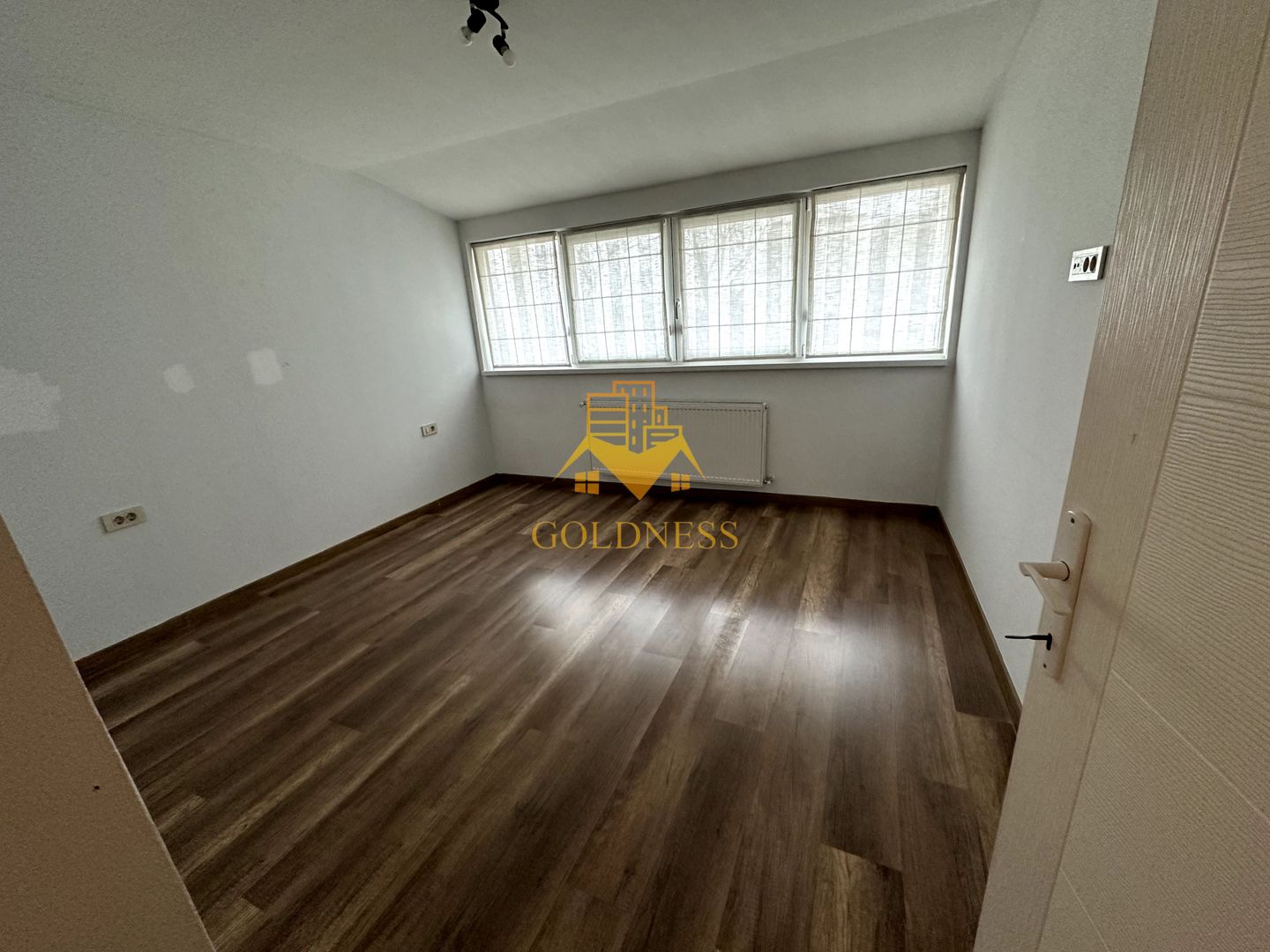 Casa 4 camere individuală, Curte, Parcare,Iris,Oașului, Lidl, REVO Gym - Poză 8