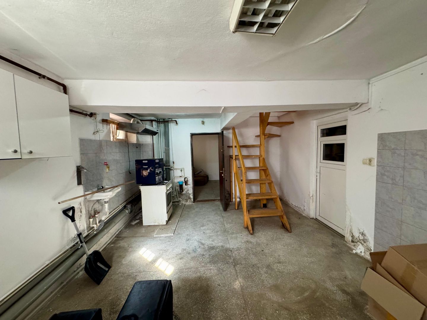 OPORTUNITATE - vila-curte individuala-garaj la Domenii-Popisteanu - Poză 27