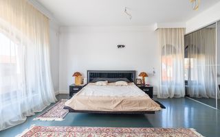 Vila cu piscina si garaj - 6 dormitoare - Pantelimon - Poză 26