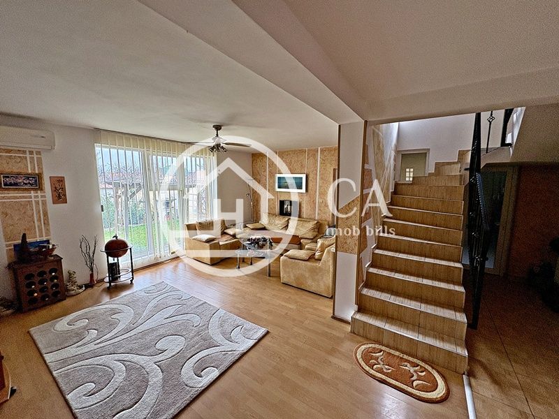 Casă de închiriat cu 4 camere în Sântandrei, Bihor - Poză 1