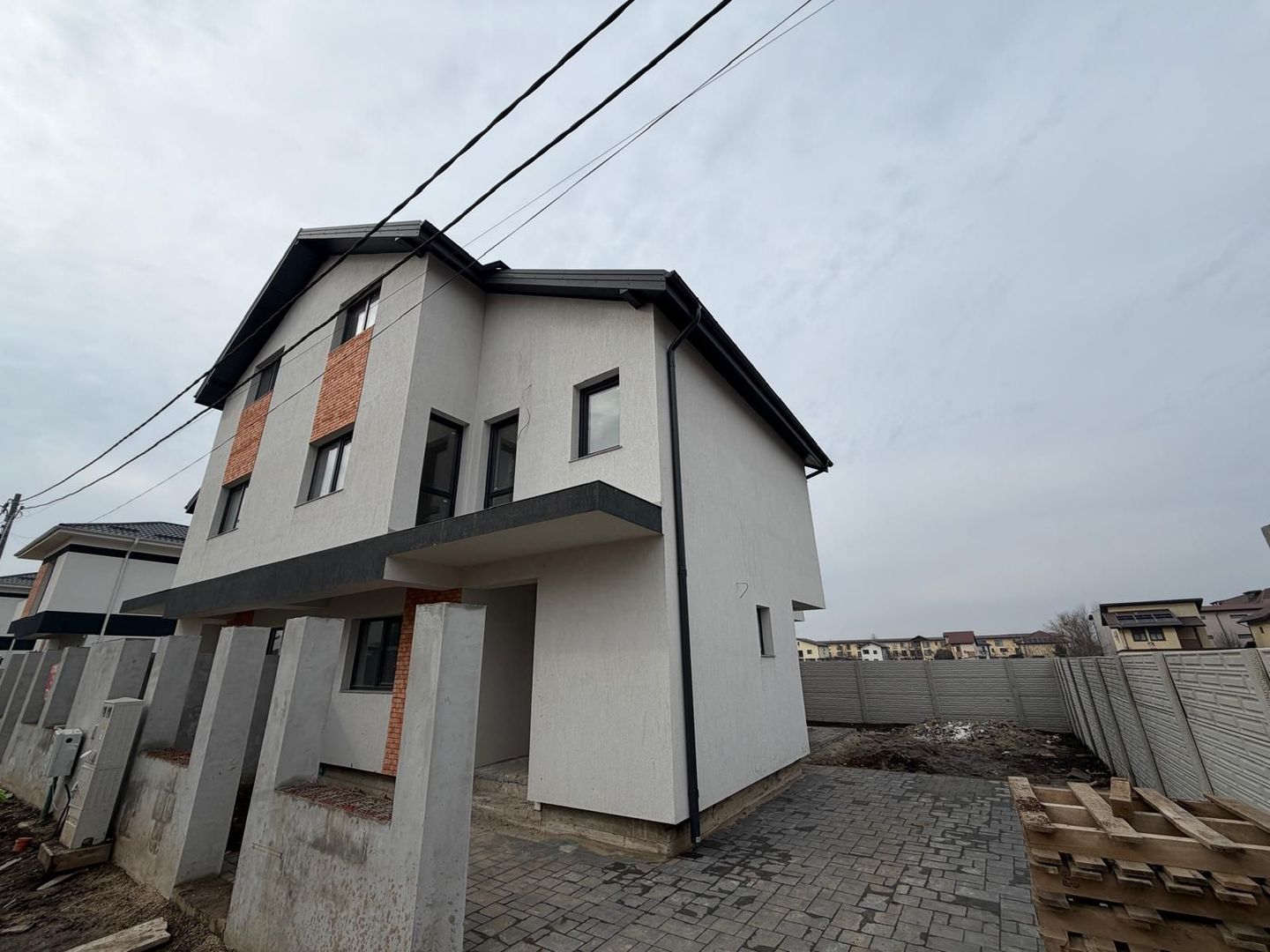 CASA DUPLEX BRAGADIRU, INCALZIRE PARDOSEALA, TEREN 200 MP, COMISION 0% - Poză 6