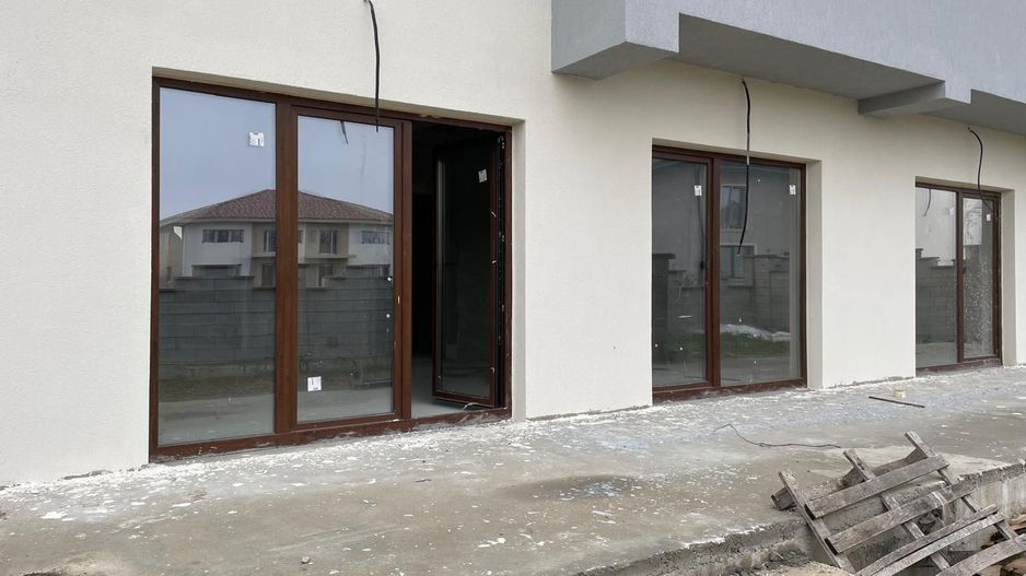 Duplex 3 dormitoare - 3 bai - Mosnita Noua - Poză 14