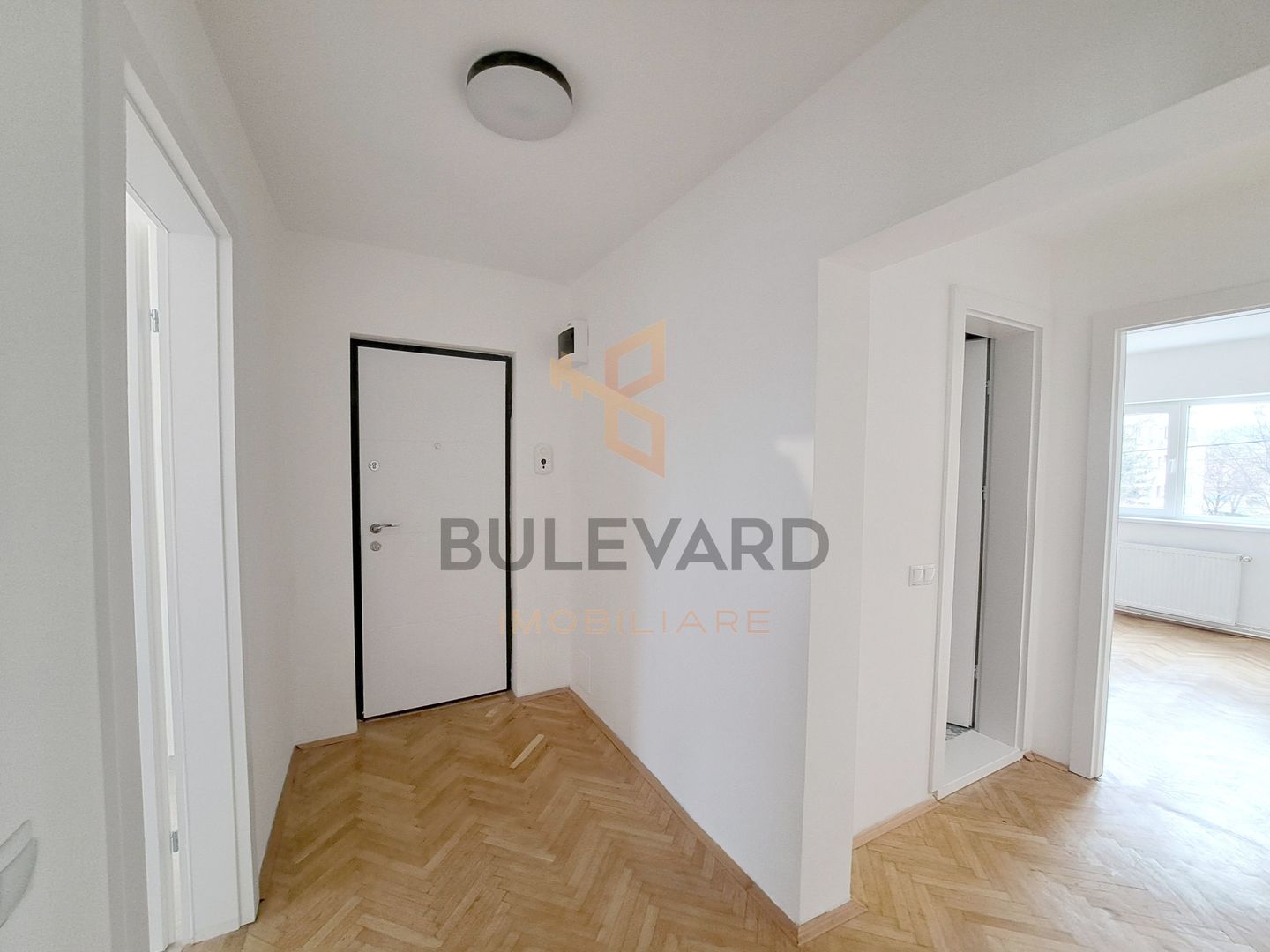 Nou pe piata! Apartament 3 camere zona Piata Cipariu! Renovat! - Poză 6