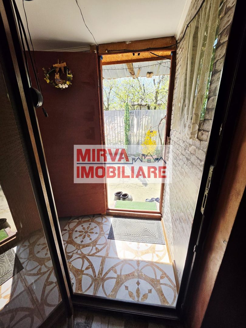 Casă 4 camere, 685 mp teren, renovată 2011 – Mănești, Zalhanaua - Poză 45