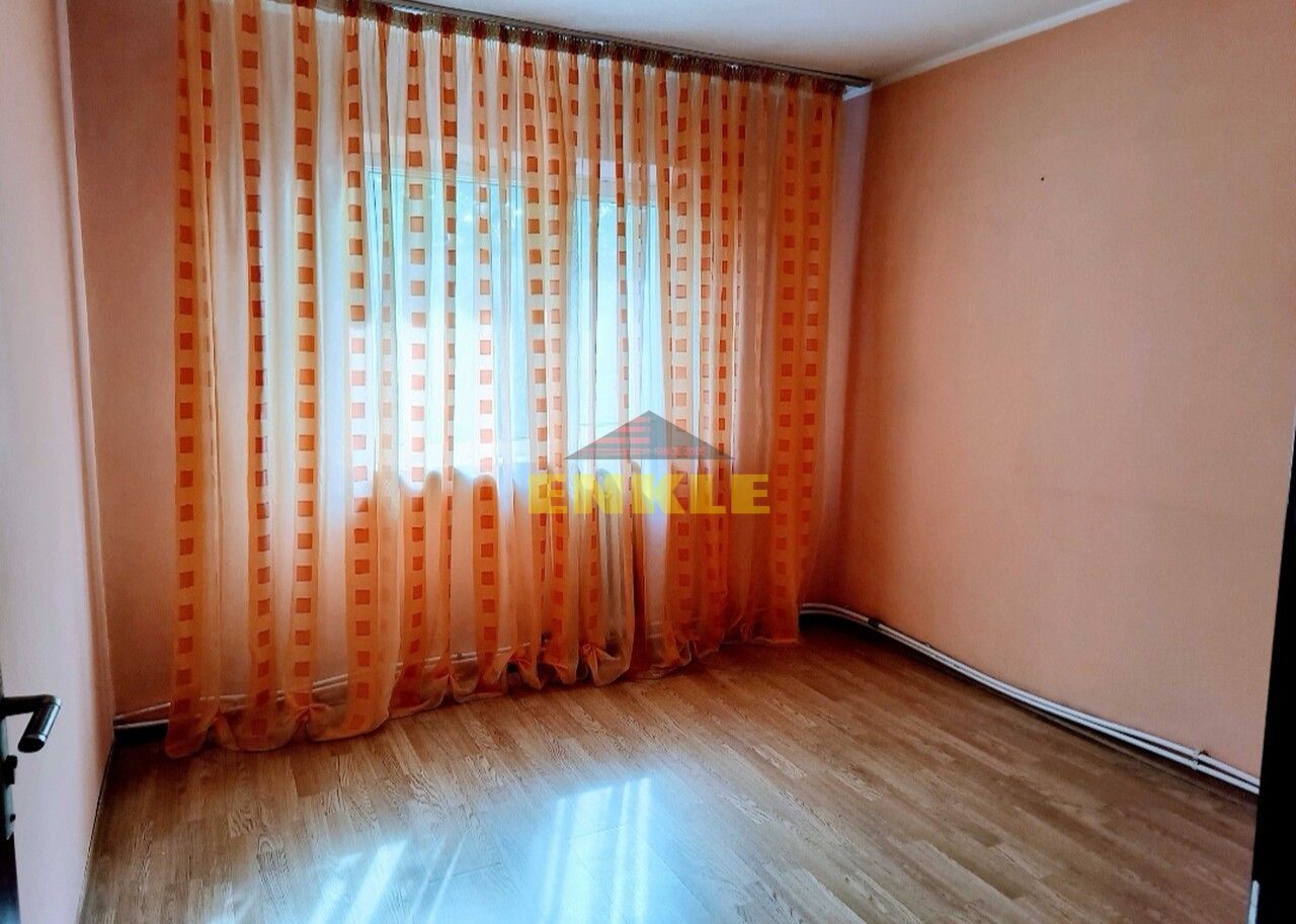 Apartament cu 3 camere, zona Grivița - Poză 5