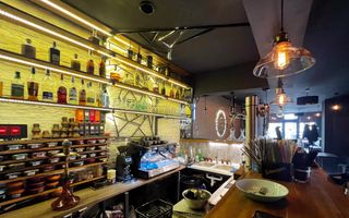 Spațiu comercial premium de închirial / 255 mp + depozit / zona Centrul Vechi. - Poză 2