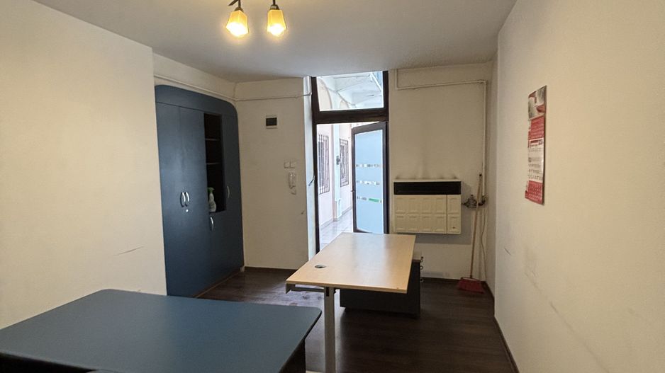 Apartament 1 camera in clădire istorica - Poză 2