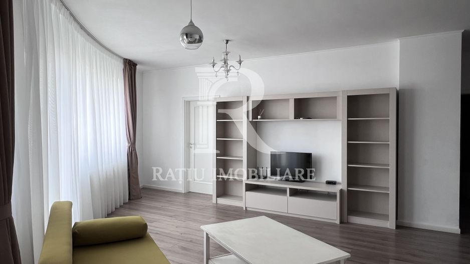 Apartament cu 3 Camere | Dormitor Matrimonial | Luceafărul | Oradea - Poză 1