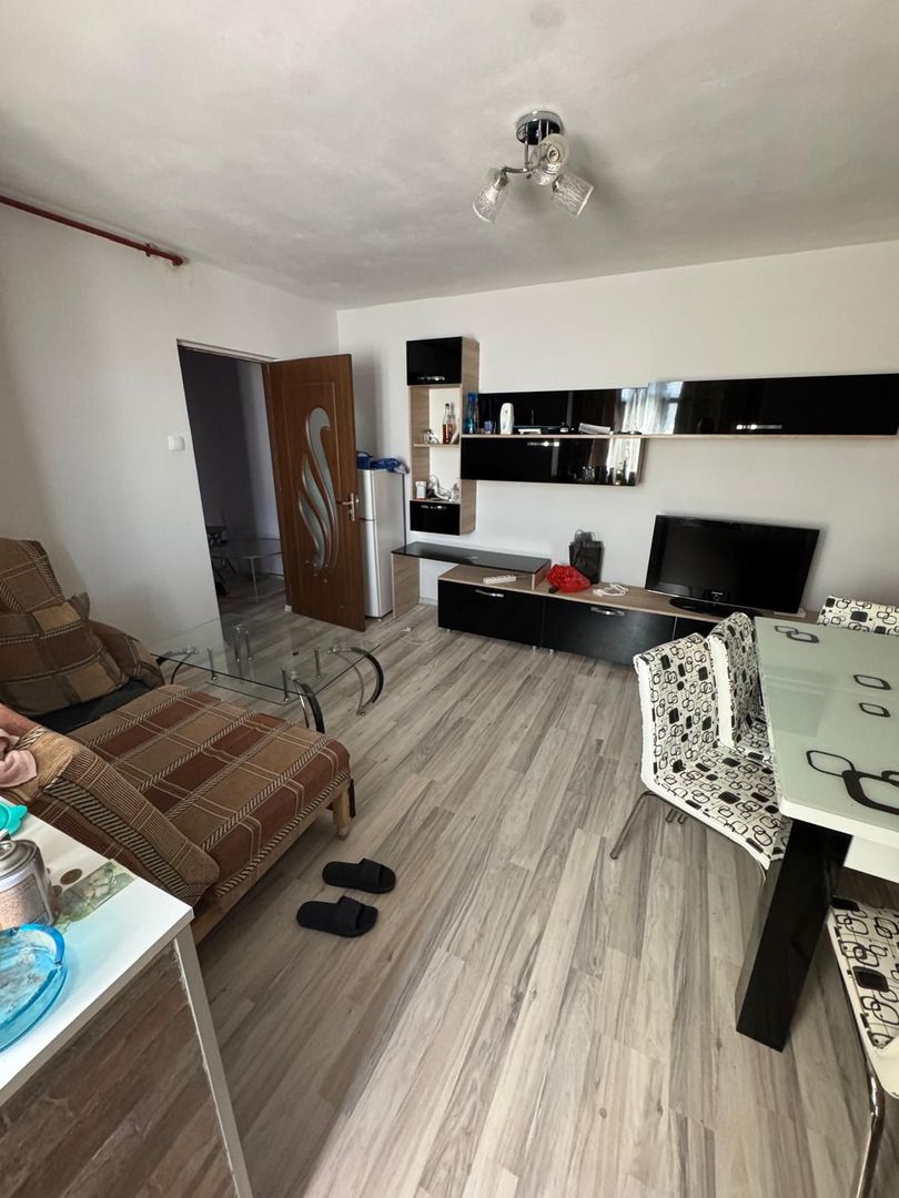 vand apartament 3 camere, zona Splai Mihai Viteazul, et 3, incalzire p - Poză 1