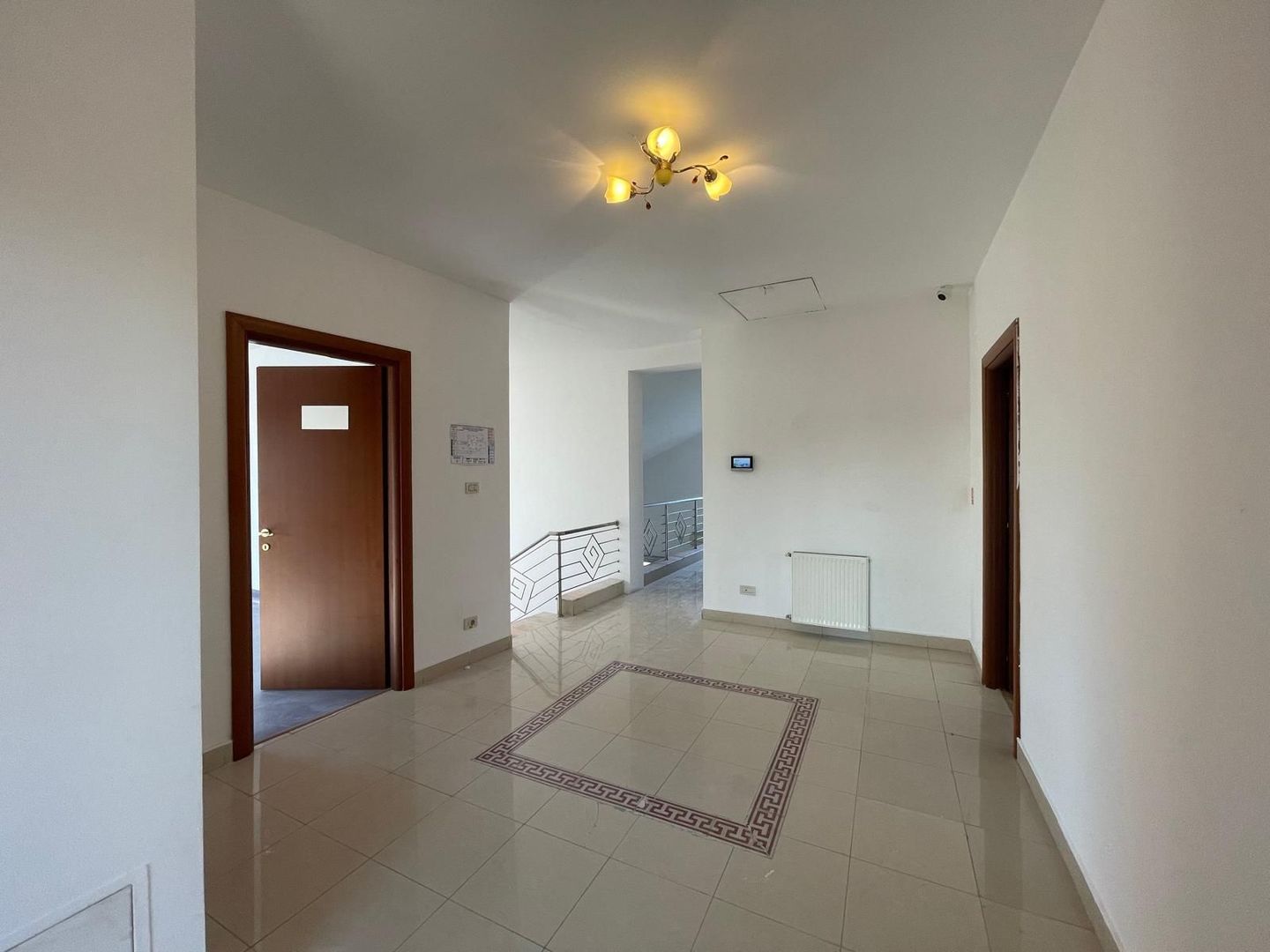 Vila superba 5 camere Pipera  I Erou Iancu Nicolae I  Stradala - Poză 5