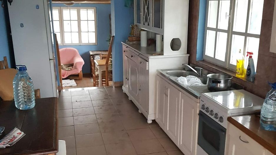 Vila cu 6 camere + 2 case + bazin inot+ 5.934 mp teren  com. Chichis - Poză 18