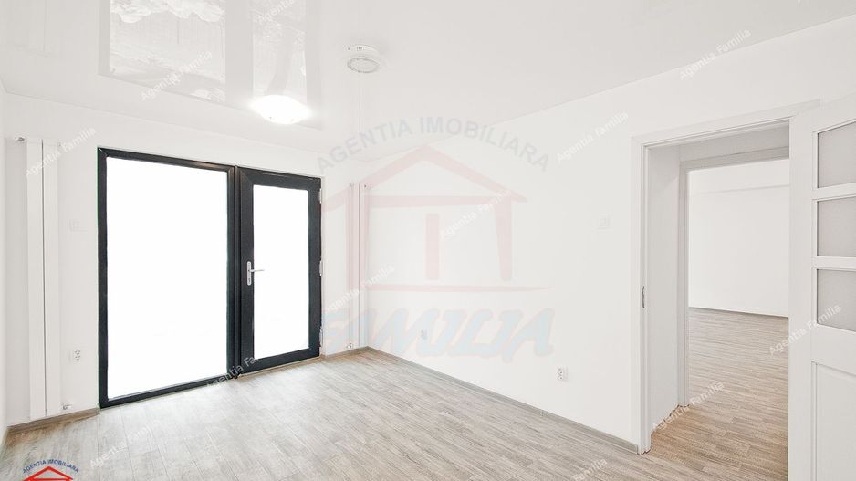Vanzare spatiu comercial in Galati, str Gheroghe Doja, renovat - Poză 12