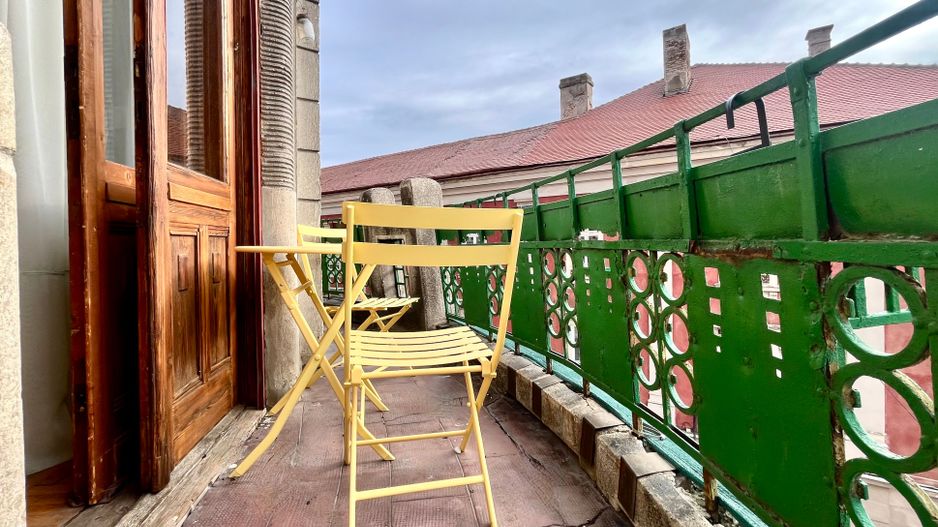 Apartament grandios cu vedere spectaculoasă spre Piața Libertății - Poză 32