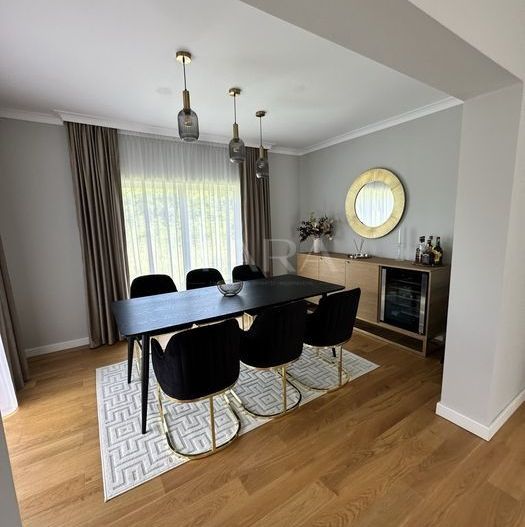 Casa cu 4 camere în cartierul Borhanci - Poză 1