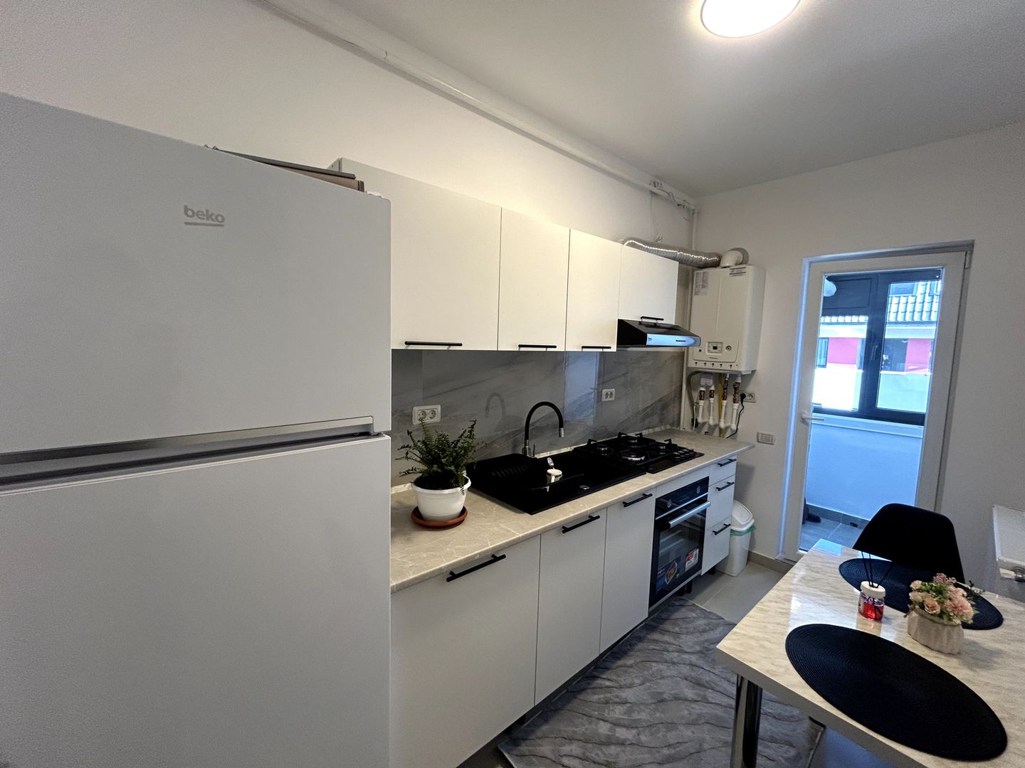 Studio Strada Orhideelor + Loc de Parcare - Poză 4