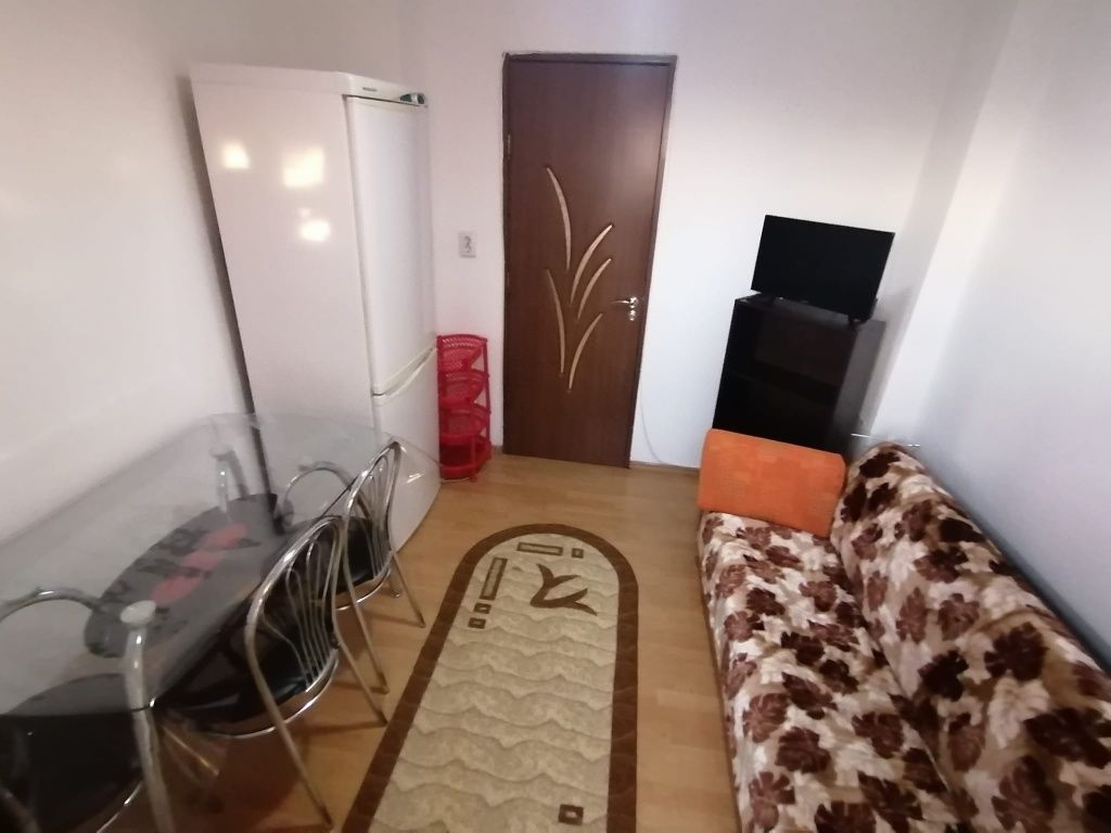 Închiriez apartament 2 camere in zona Sucp str Grigore Plesoianu i - Poză 1