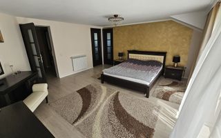 Vila Moderna cu 5 camere, garaj si 921 mp de curte, in Tocile - Poză 12