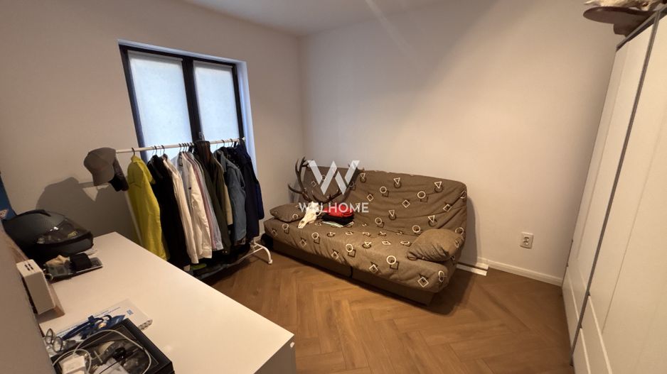 Casa generoasa LA CHEIE, curte 200 mp in Selimbar - Poză 15