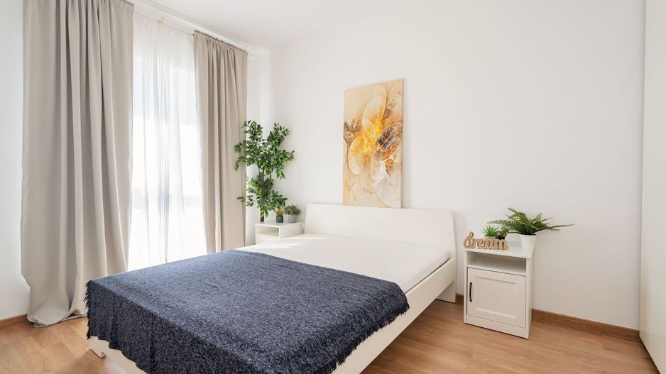 COMISION 0%-Apt 3 camere 75mp superb complet mobilat/utilat vedere lac ParcVerdi - Poză 12