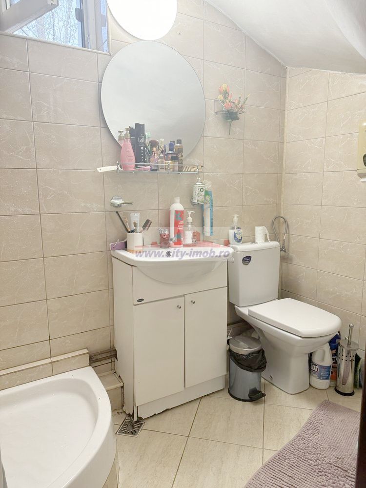 Vanzare apartament 3 camere  in Vila Parter Inalt Busteni Prahova - Poză 7