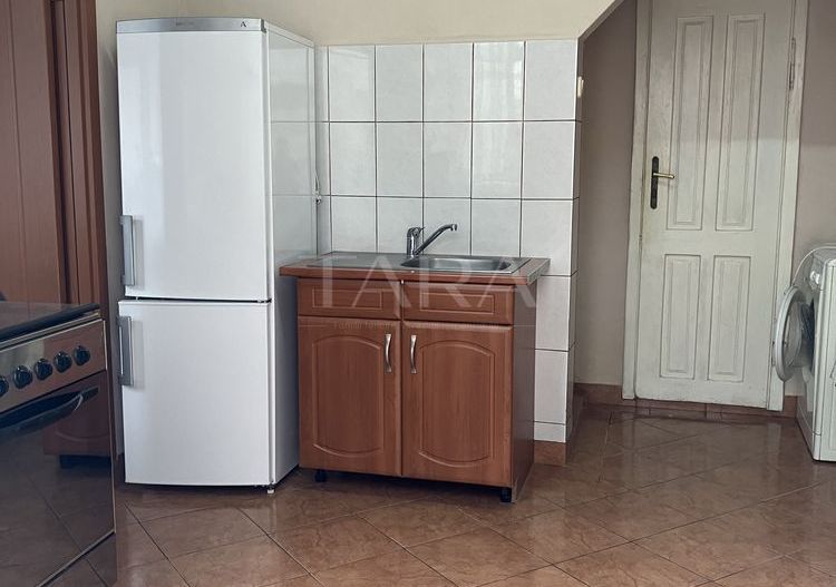 Casă cu 2 camere decomandate de vânzare în zona Horea/Gară - Poză 3