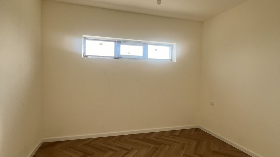 Casa pe parter 3 camere - Poză 6