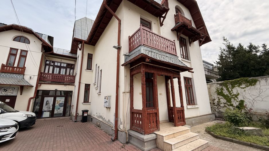 Vila Ultracentrala Monument Istoric restaurat - 12 locuri parcare - Poză 2