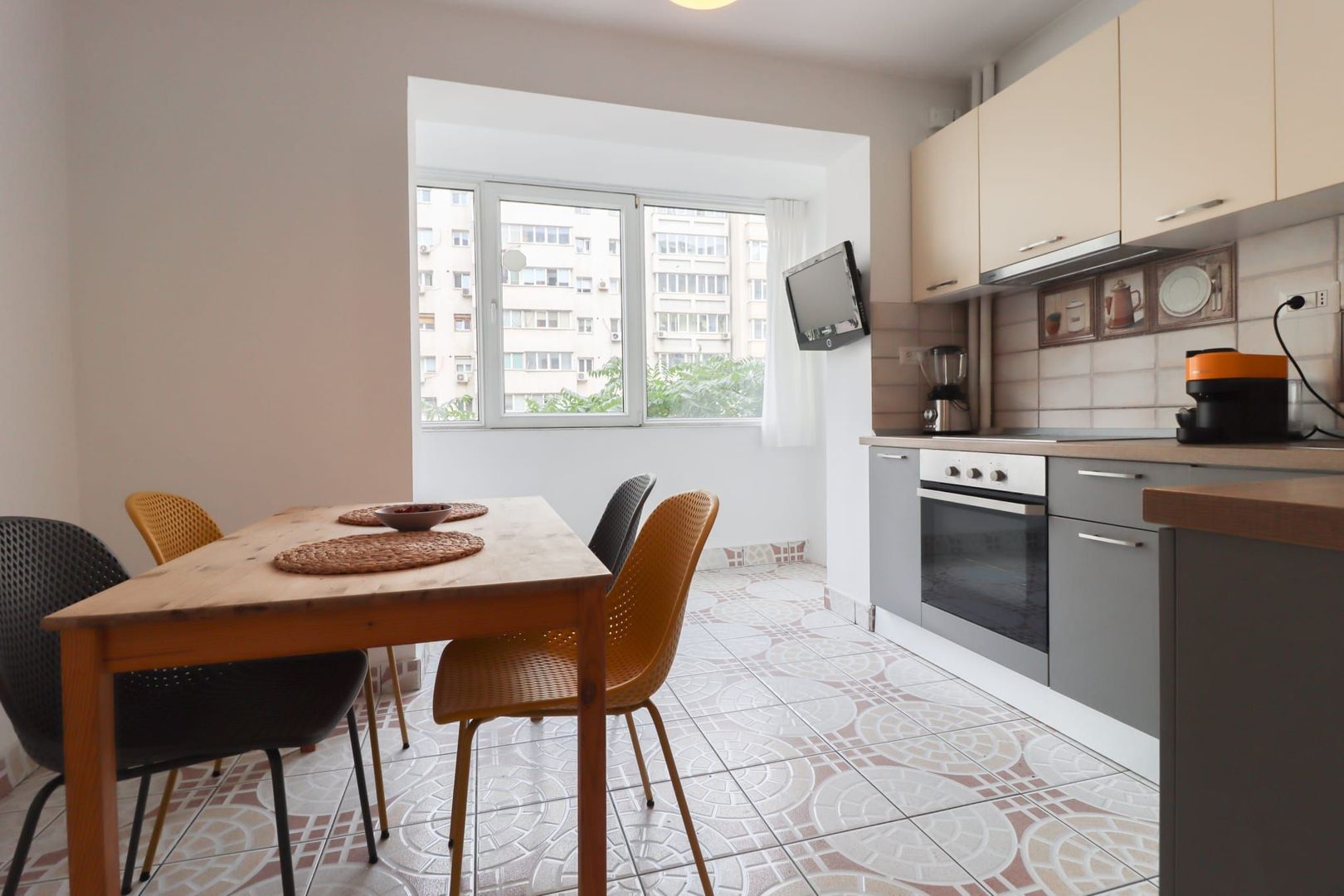 OBOR-PASAJ, STRADAL, BLOC REABILITAT, LIBER - Poză 19