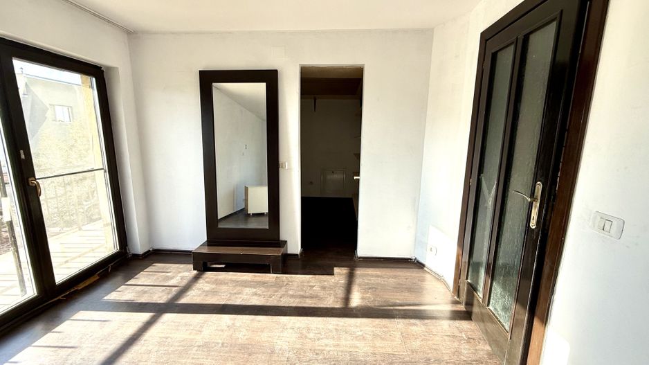 DUPLEX LA INTRARE IN MOSNITA NOUA - Poză 7