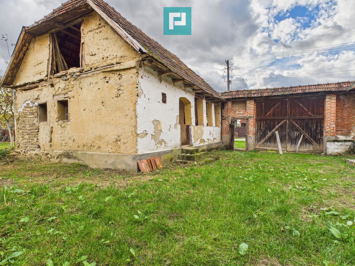 Casă cu 4 camere în Buhani, Dezna - Poză 14