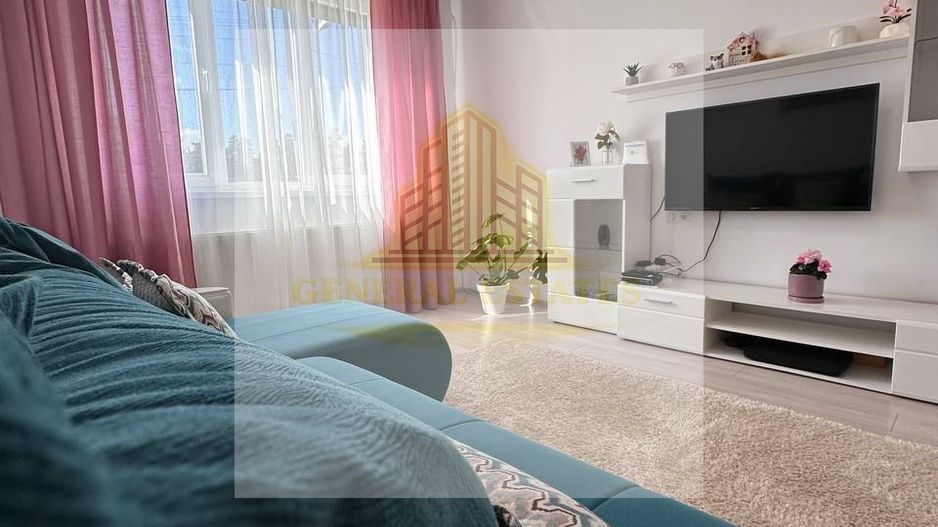 Studio luminos spre vanzaare, la poalele Pietrei Craiului – Zărnești - Poză 1