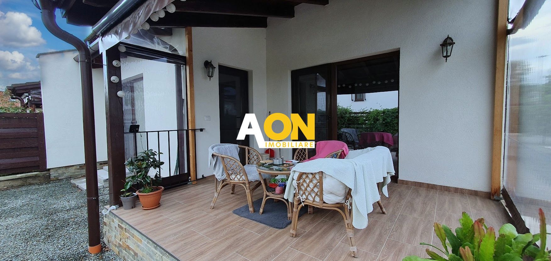 1/2 Duplex mobilat, utilat, cu garaj, D+P+1E, 397 mp teren, Cetate - Poză 7