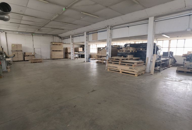 Proprietate industriala la 30 km exterior sud Timisoara - Poză 12