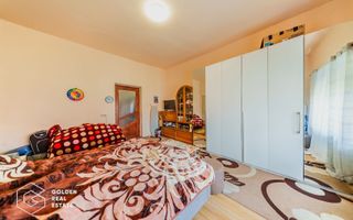Casa foarte spatioasa cu gradina si gospodarie, Santana - Poză 10