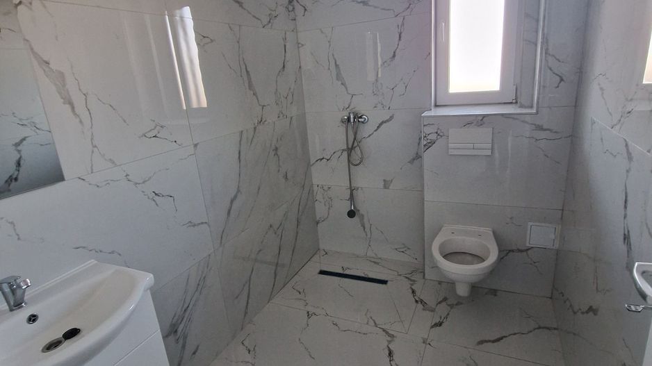 Giroc | 2 Camere | Decomandat | Bucatarie inchisa - Poză 6