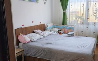 AP 2 CAM FRUMOASA 68 MP PLUS CURTE MOBILAT UTILAT COMPLET-99,000 € - Poză 1