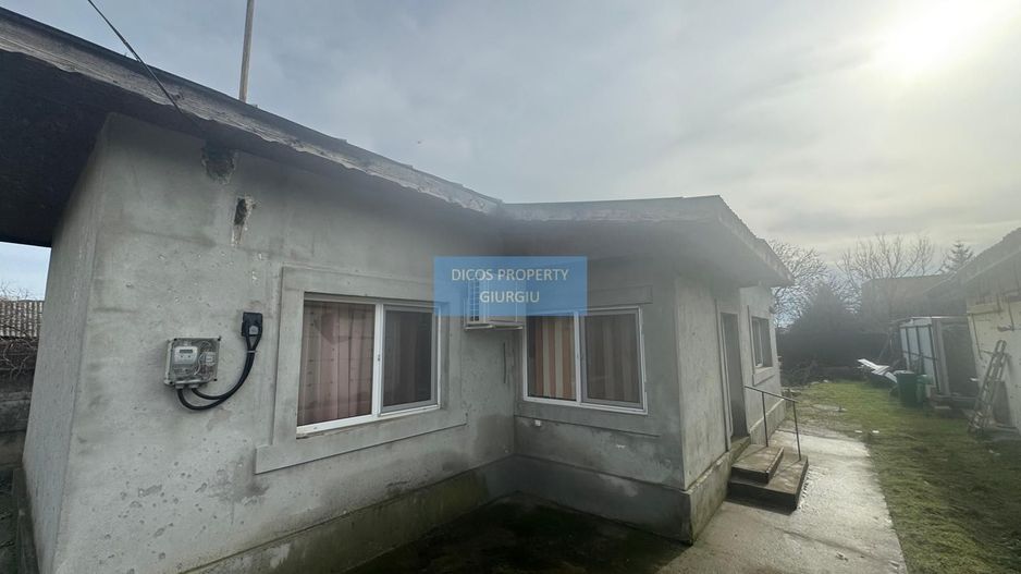 Casă de vânzare – Strada Mugurilor - Poză 1