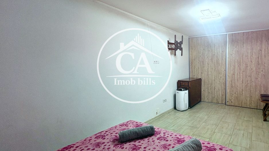 Apartament cu 2 camere de vânzare zona centrală, Oradea - Poză 1