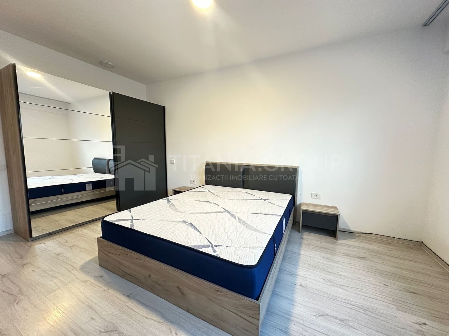 Apartament 3 camere SOHO + loc de parcare subteran - Poză 1