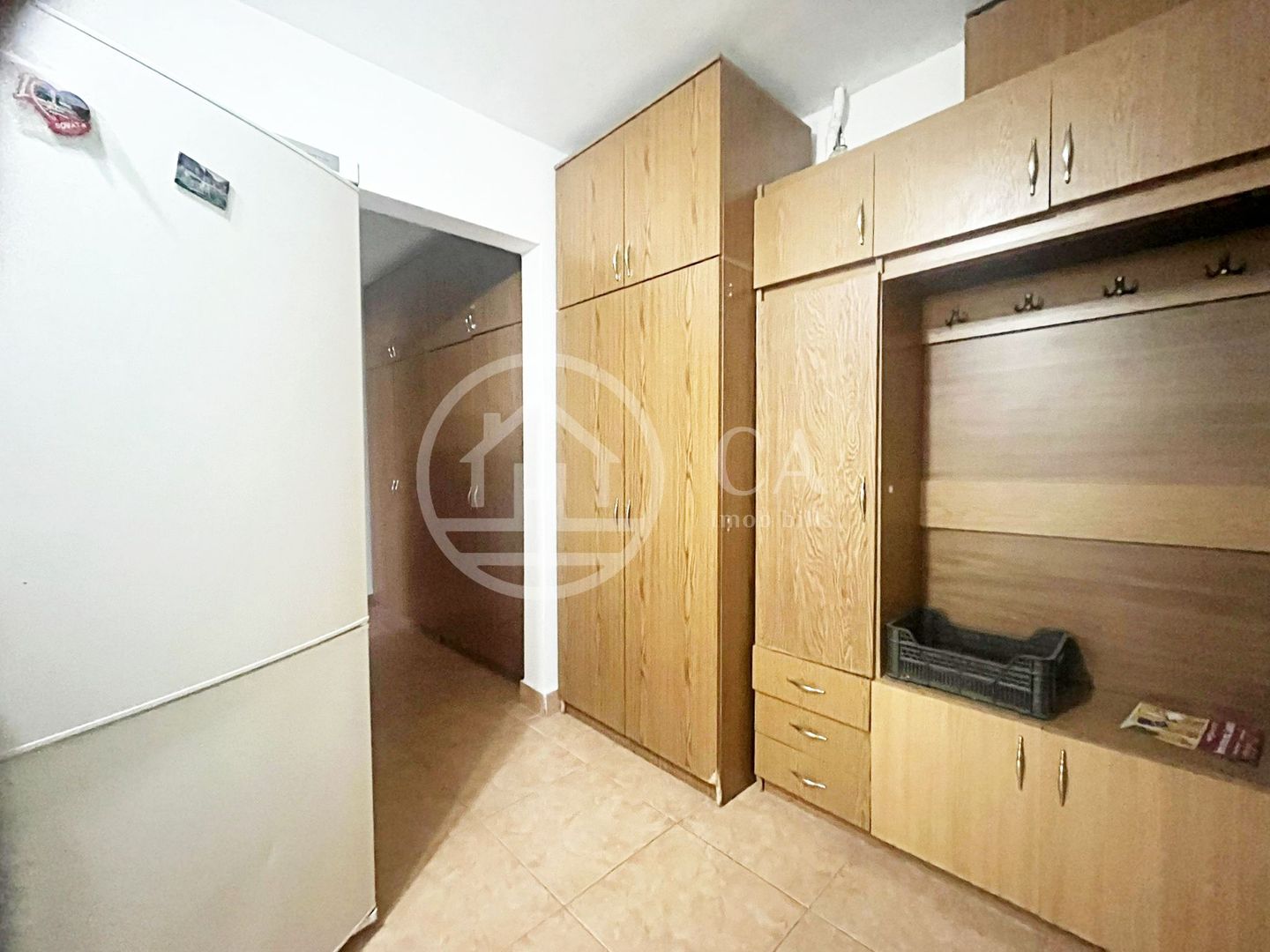Apartament cu 3 camere de inchiriat in zona Rogerius, Oradea - Poză 7