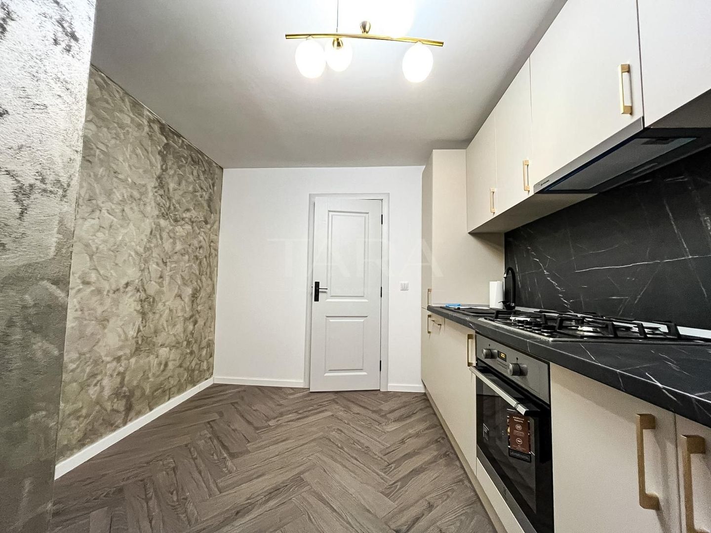 Apartament modern cu 3 camere în Zorilor - Poză 6